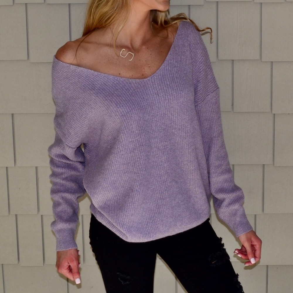 Open Back Twisted Sweater